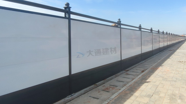 裝配式鋼結構烤漆圍擋C款-深圳建筑工地圍擋-A/B/C類圍擋-深圳市大通建材有限公司鋼圍擋生產定制廠家